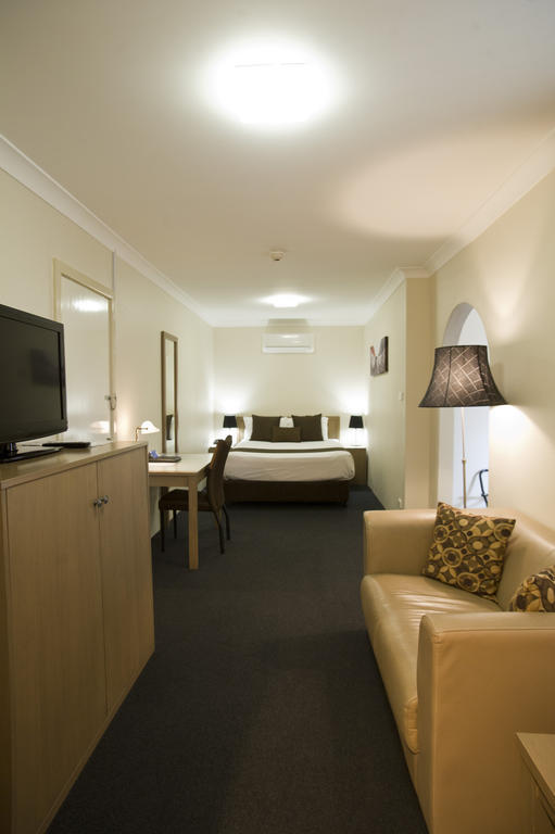 Noah'S Mid City Motor Inn Muswellbrook Esterno foto