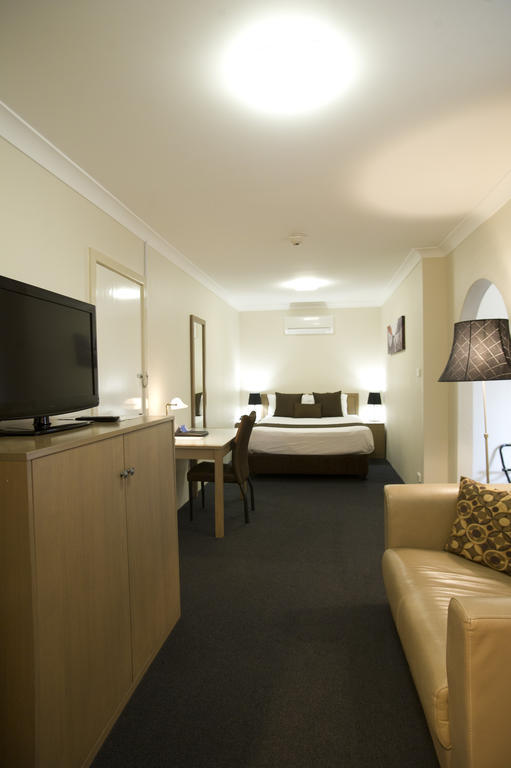 Noah'S Mid City Motor Inn Muswellbrook Esterno foto