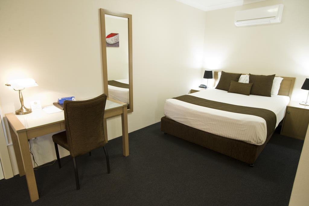 Noah'S Mid City Motor Inn Muswellbrook Esterno foto