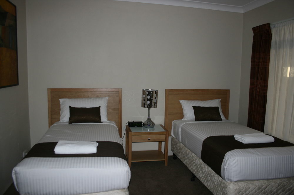 Noah'S Mid City Motor Inn Muswellbrook Esterno foto